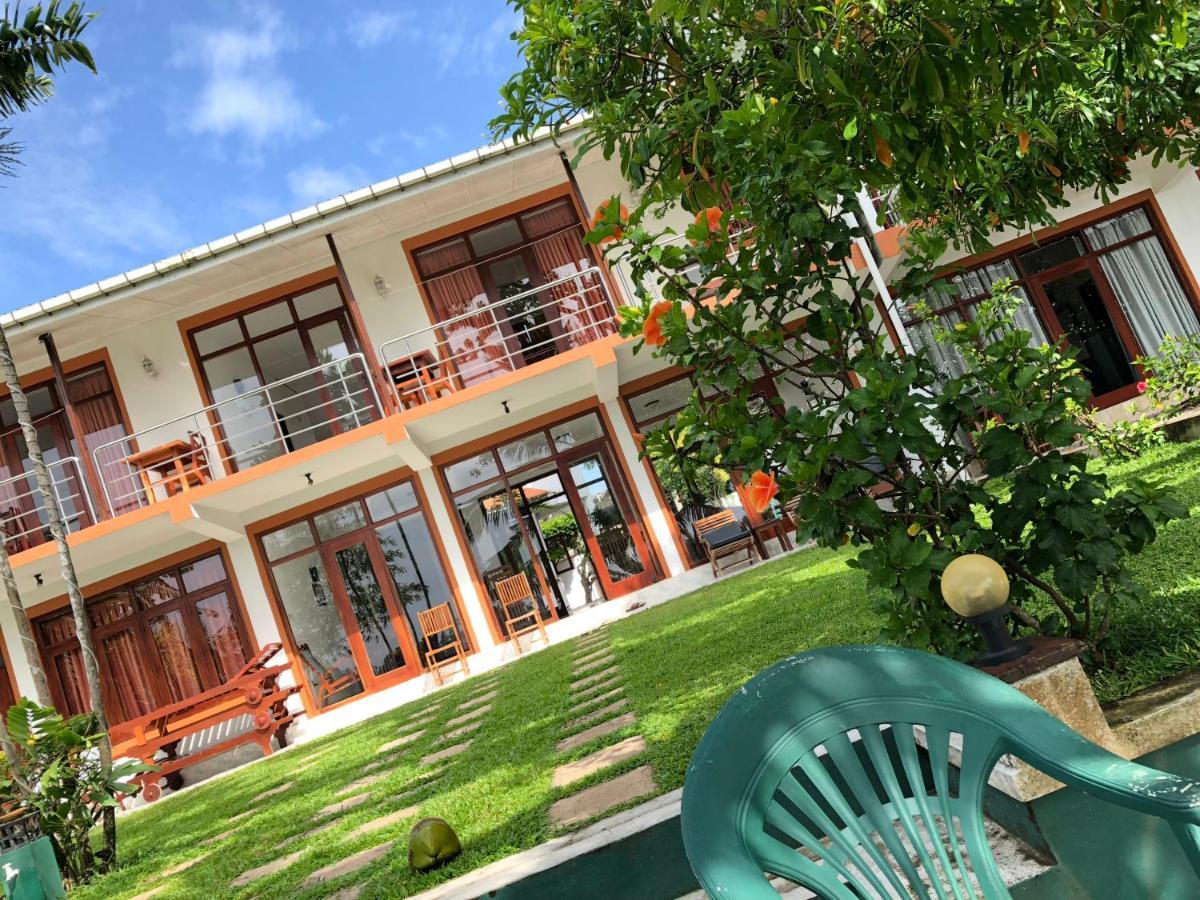 Riverside Inn Fuji Бентота Екстер'єр фото