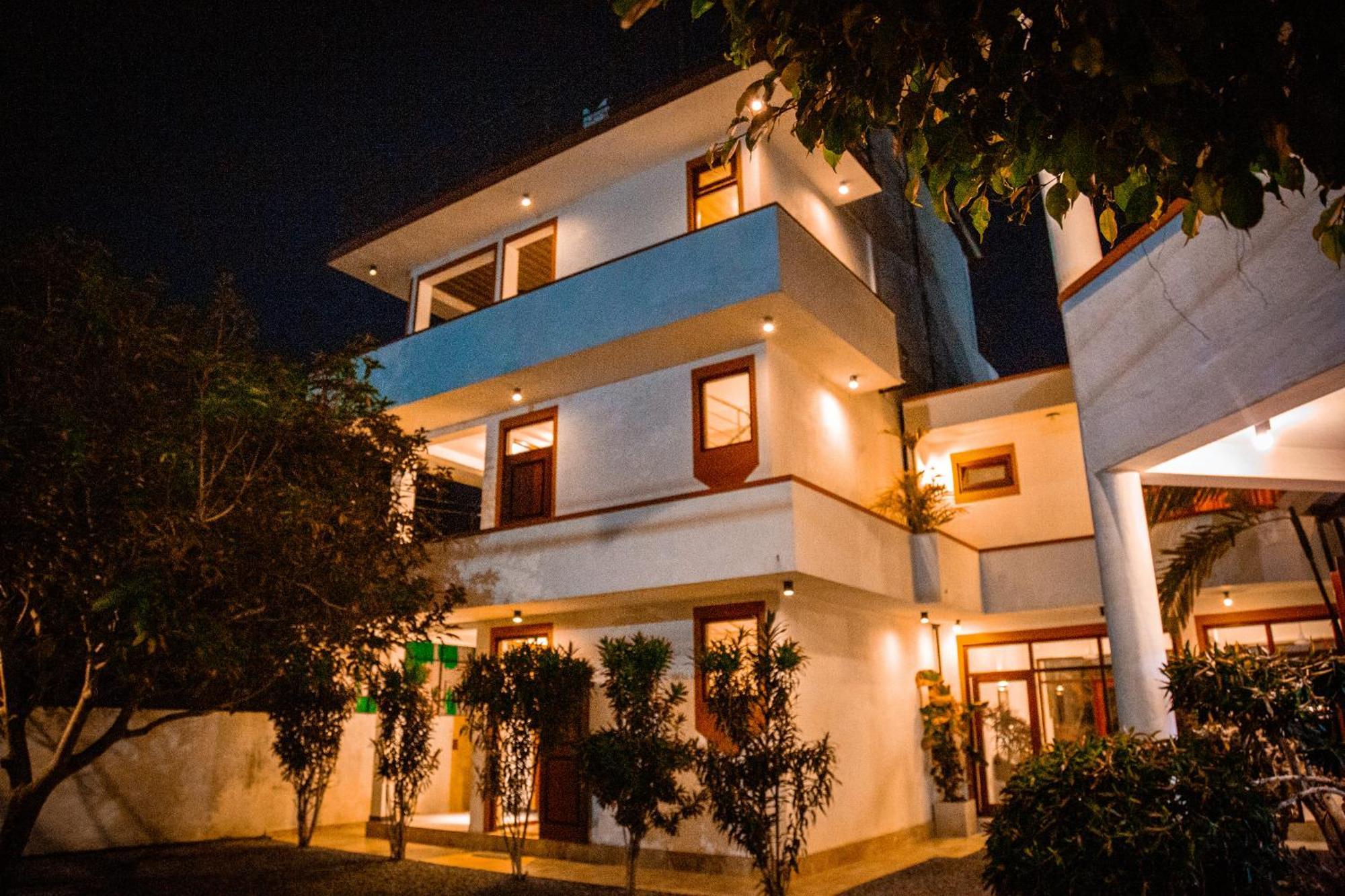 Riverside Inn Fuji Бентота Екстер'єр фото