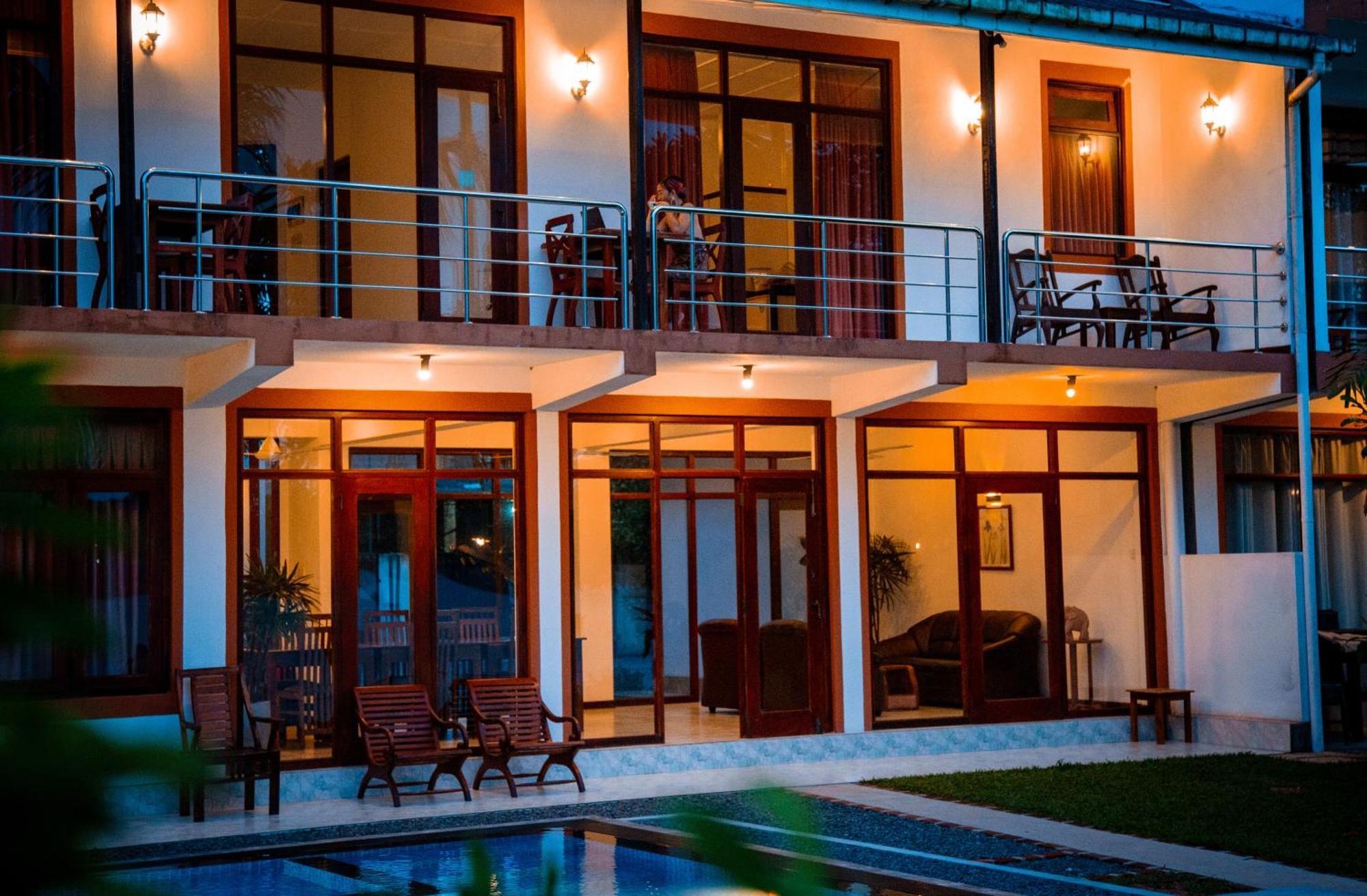 Riverside Inn Fuji Бентота Екстер'єр фото