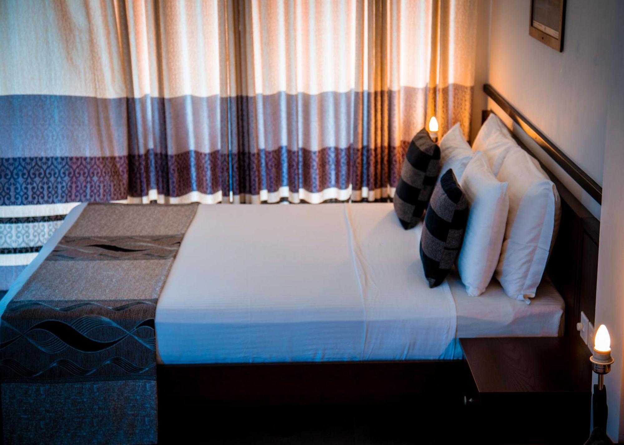 Riverside Inn Fuji Бентота Екстер'єр фото
