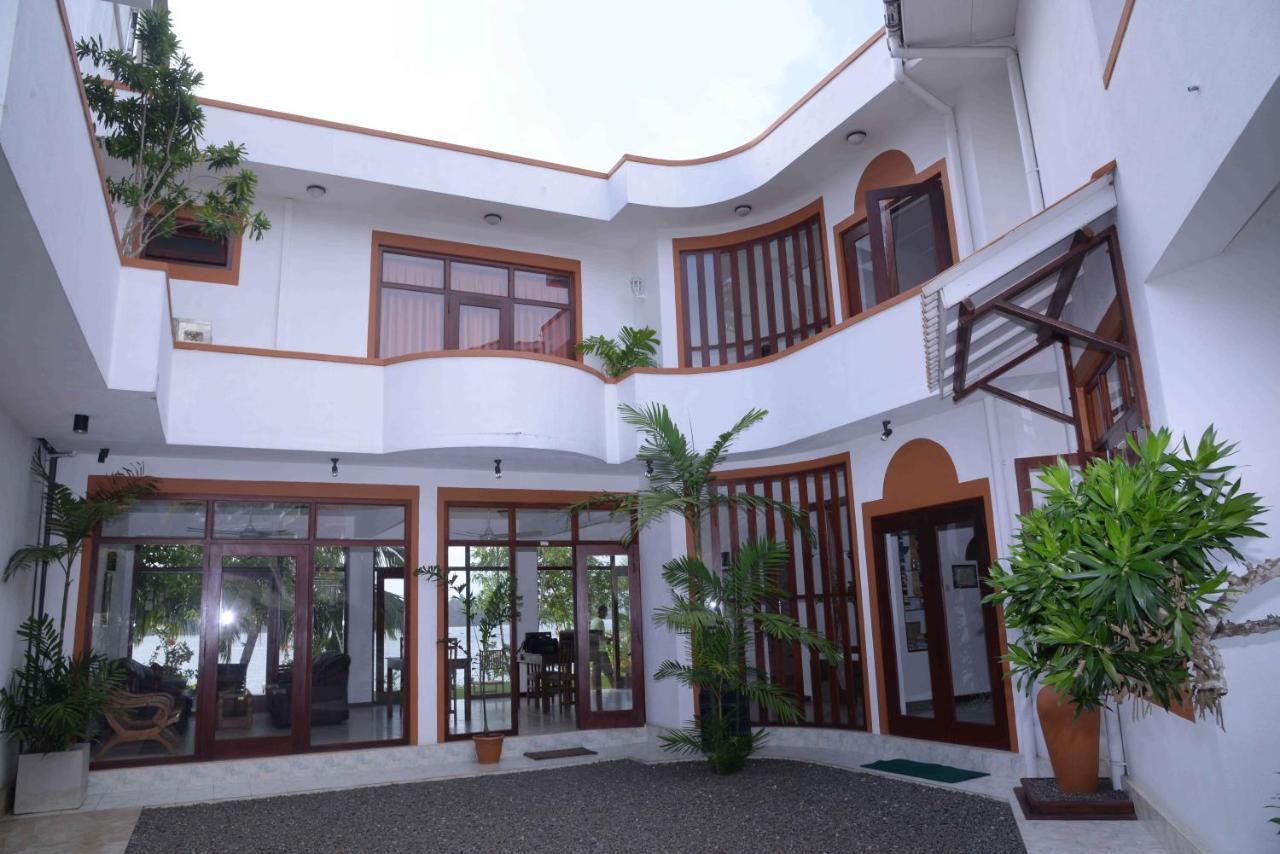 Riverside Inn Fuji Бентота Екстер'єр фото