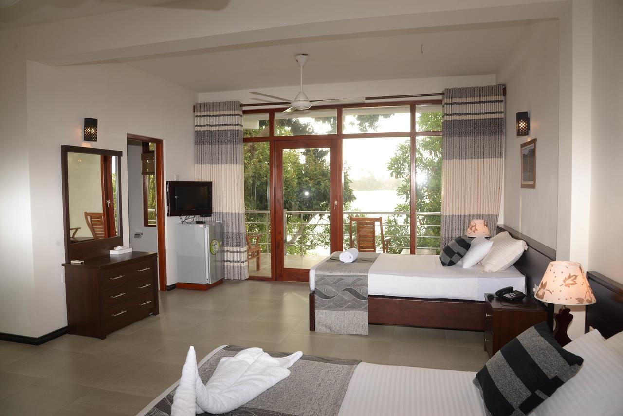 Riverside Inn Fuji Бентота Екстер'єр фото